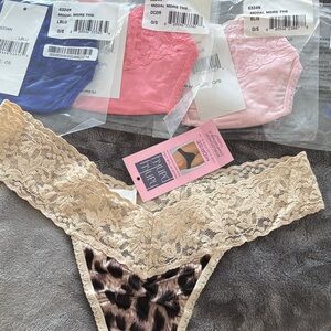 Hanky Panky Mid Rise Lace Thong - set of 4 nwt